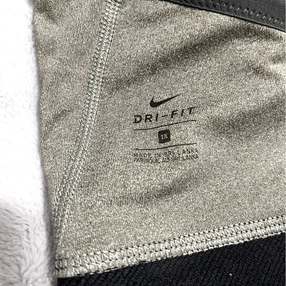 Nike Dryfit Sports Bra - Picture 4 of 5